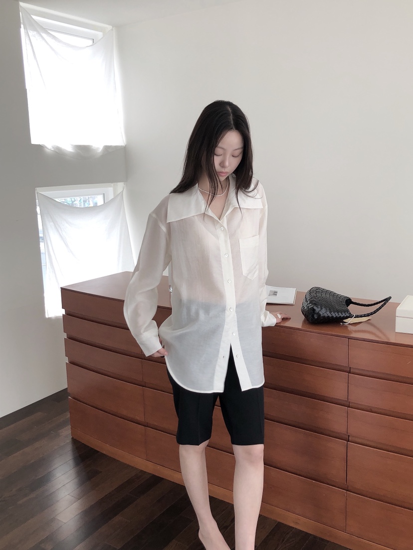 LE BUTTER韓國直郵女士新款推薦真品熱賣人氣時尚襯衫蕾絲衫LE BUTTER襯衫/蕾絲衫