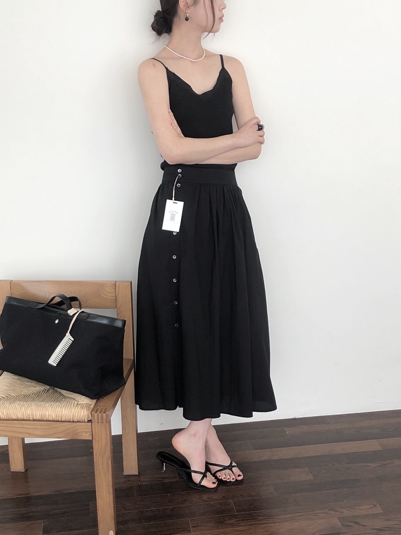 LE BUTTER東大門直郵女士新品25春夏熱賣半身裙中短裙紐扣LE BUTTER半身裙/中短裙