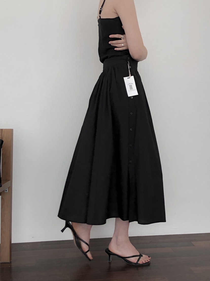LE BUTTER東大門直郵女士新品25春夏熱賣半身裙中短裙紐扣LE BUTTER半身裙/中短裙