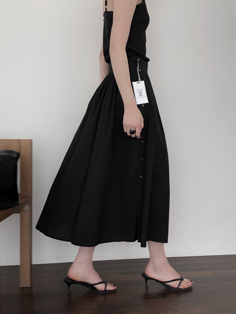 LE BUTTER東大門直郵女士新品25春夏熱賣半身裙中短裙紐扣LE BUTTER半身裙/中短裙