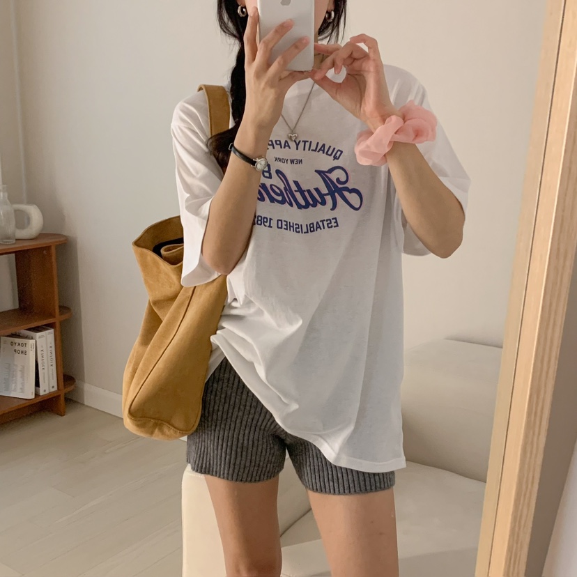 HELLO JINI韓國代購女裝新款25春夏真品時尚休閑熱賣推薦T恤HELLO JINIT恤
