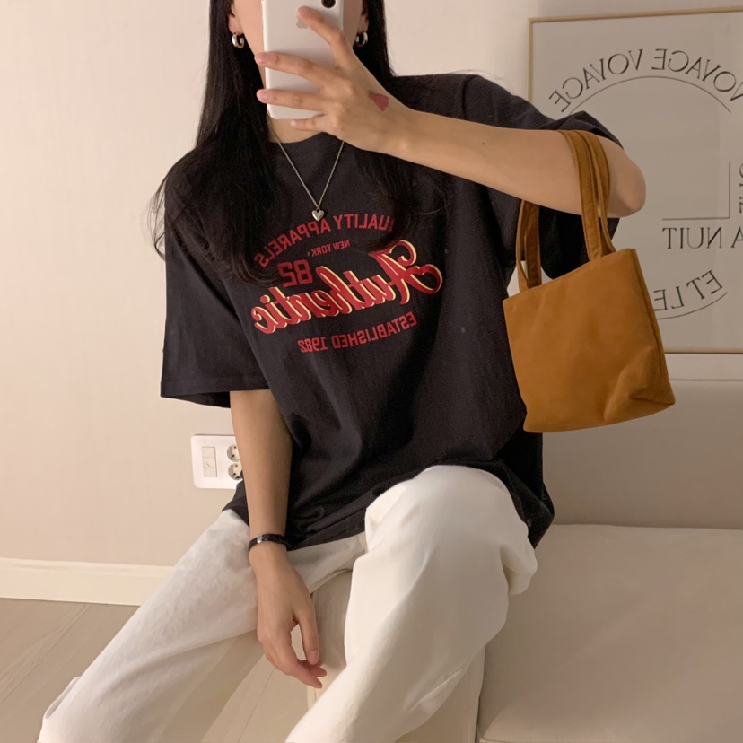 HELLO JINI韓國代購女裝新款25春夏真品時尚休閑熱賣推薦T恤HELLO JINIT恤