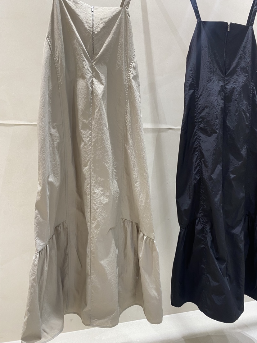 LUMEN-P韓國直郵女裝新品真品時尚熱賣職業25春夏推薦連衣裙LUMEN-P連衣裙