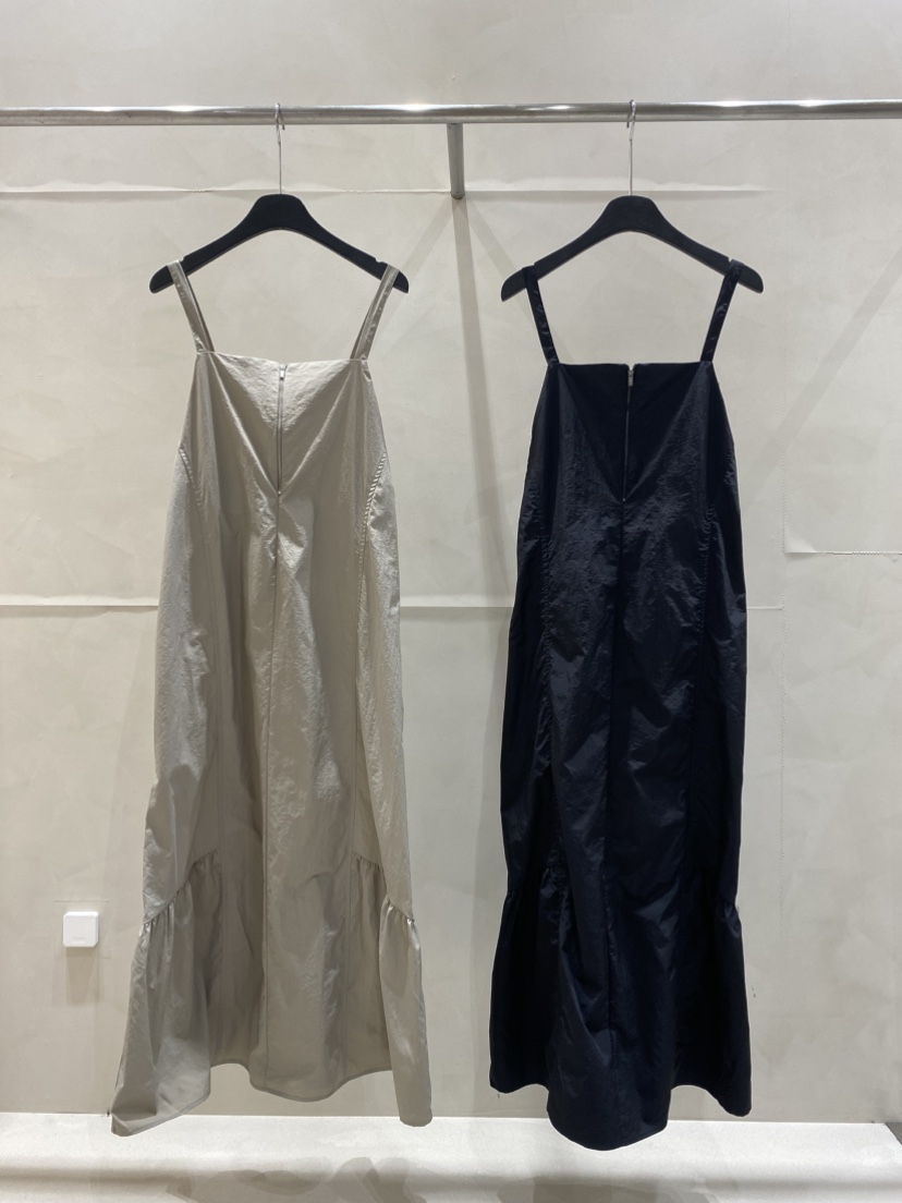 LUMEN-P韓國直郵女裝新品真品時尚熱賣職業25春夏推薦連衣裙LUMEN-P連衣裙