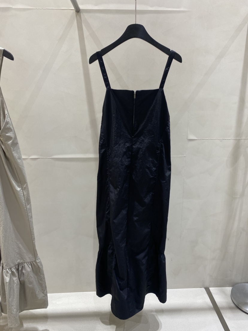 LUMEN-P韓國直郵女裝新品真品時尚熱賣職業25春夏推薦連衣裙LUMEN-P連衣裙圖色2
