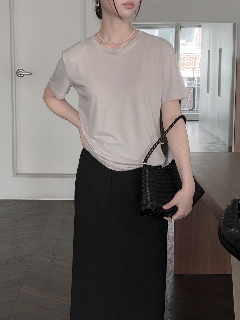 LE BUTTER韓國直郵女裝新款職業25春夏推薦人氣真品T恤天絲LE BUTTERT恤圖色2