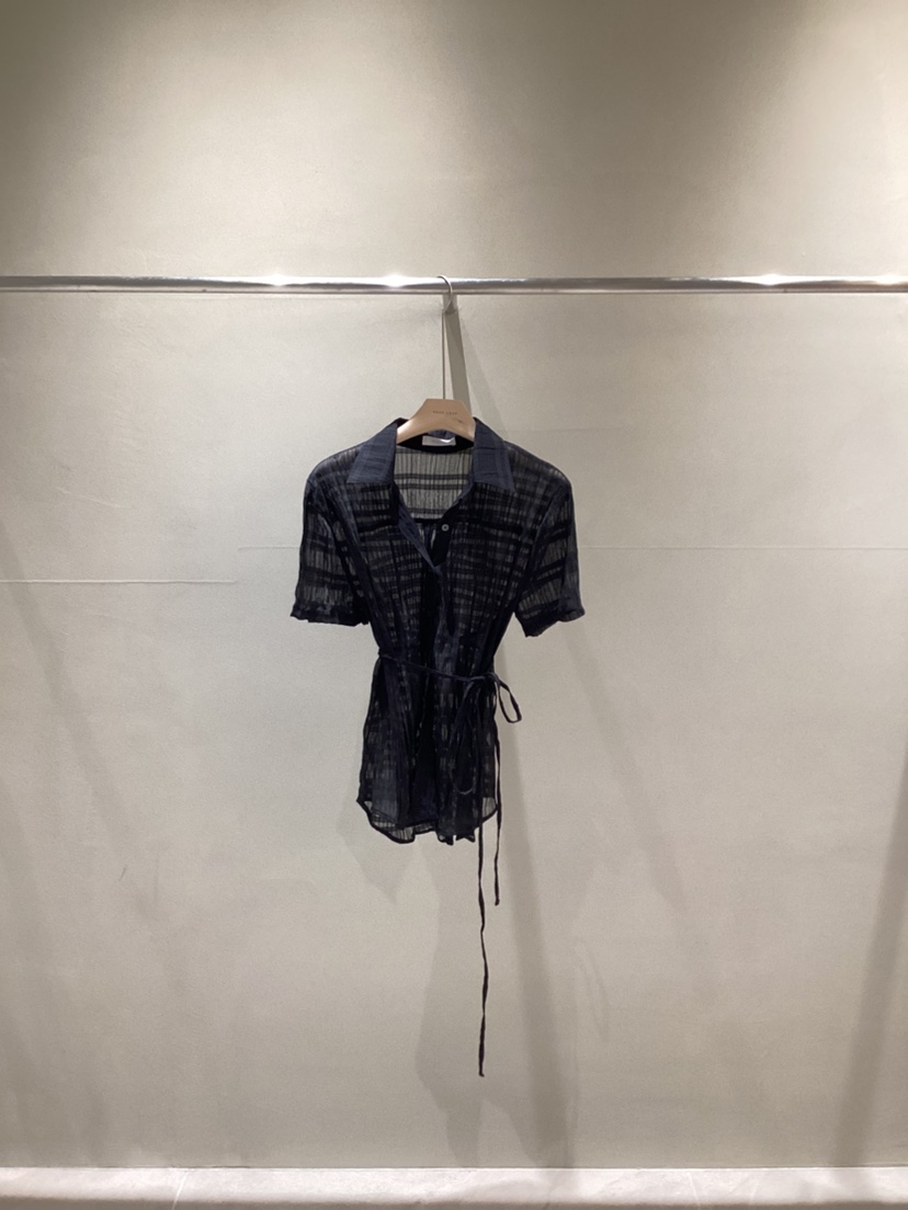 NEAR LEAP-P東大門直郵女士新品真品職業熱賣時尚襯衫蕾絲衫NEAR LEAP襯衫/蕾絲衫
