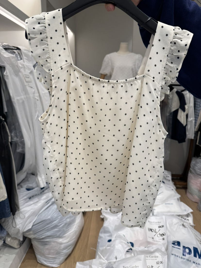 BIEN GARDER韓國直郵女裝新品人氣真品時尚職業推薦吊帶背心BIEN GARDER吊帶/背心