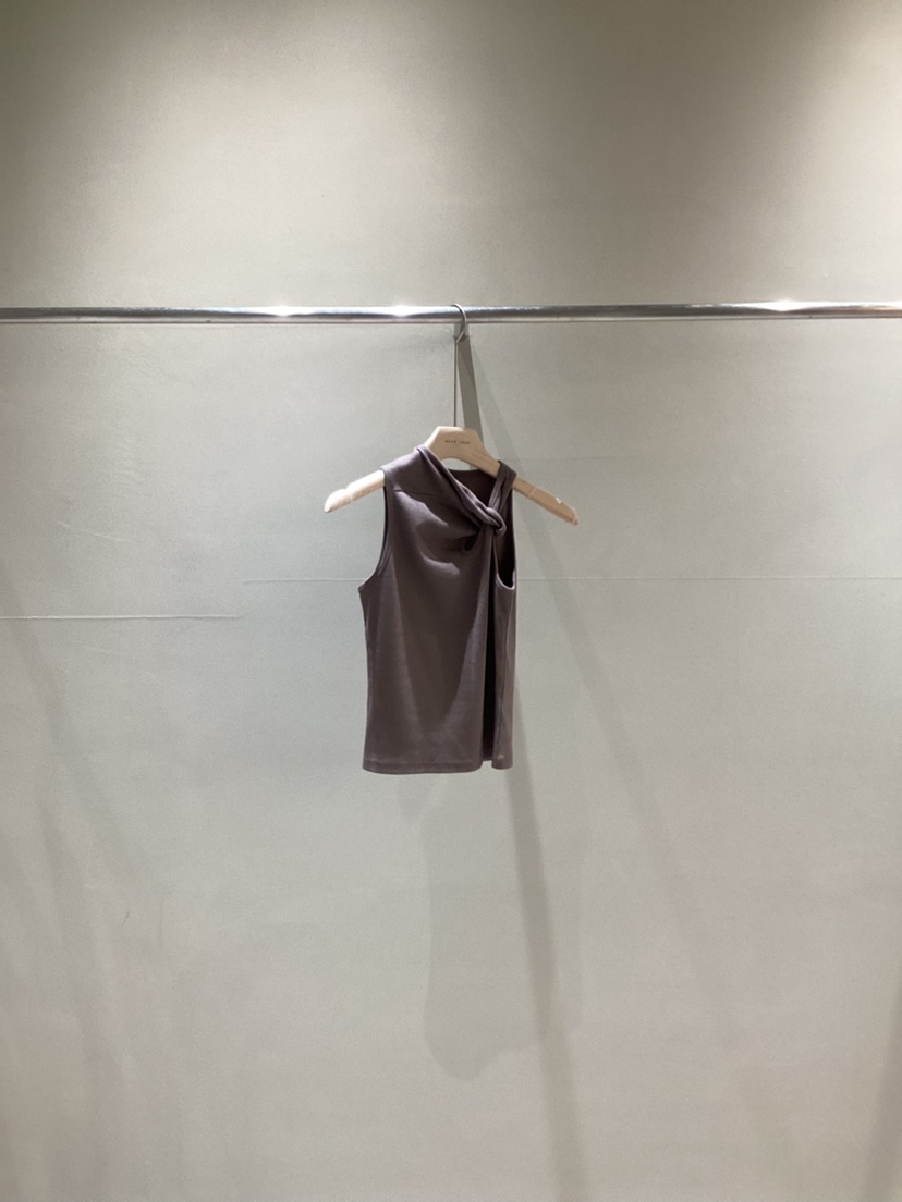 NEAR LEAP-P直郵韓國代購㊣女裝新款25春夏時尚休閑吊帶背心NEAR LEAP吊帶/背心圖色2