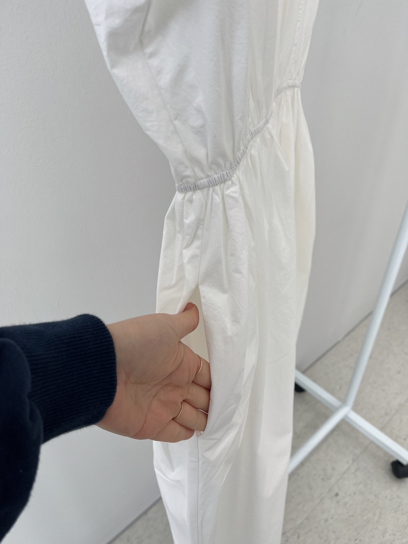 AURA東大門直郵女裝新品人氣休閑熱賣時尚職業真品推薦連衣裙Au ra連衣裙
