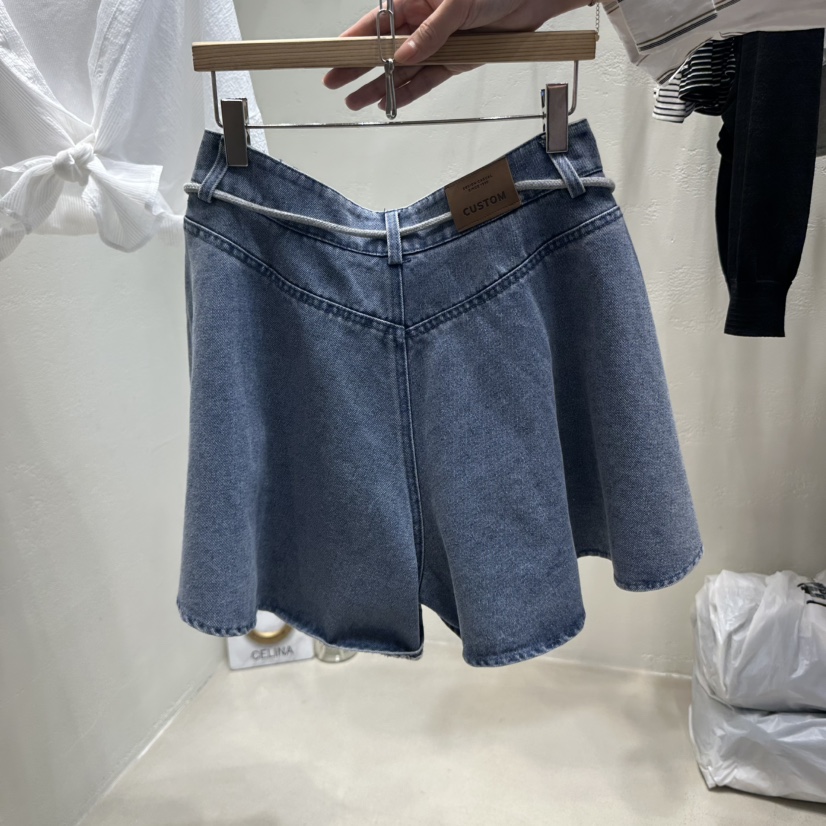 CELINA東大門代購女裝新款時尚人氣推薦熱賣職業短褲含腰繩CELI_NA短褲