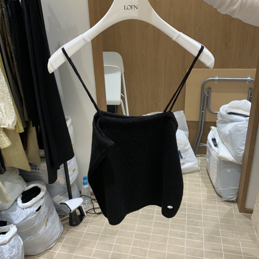 LOFN韓國直郵女裝新款時尚真品熱賣休閑25春夏職業吊帶背心LOFN吊帶/背心圖色3