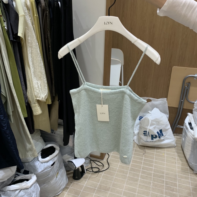 LOFN韓國直郵女裝新款時尚真品熱賣休閑25春夏職業吊帶背心LOFN吊帶/背心圖色4