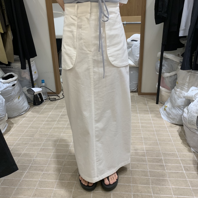 LOFN東大門實拍女裝新款推薦熱賣人氣25春夏真品時尚職業長裙LOFN長裙圖色2