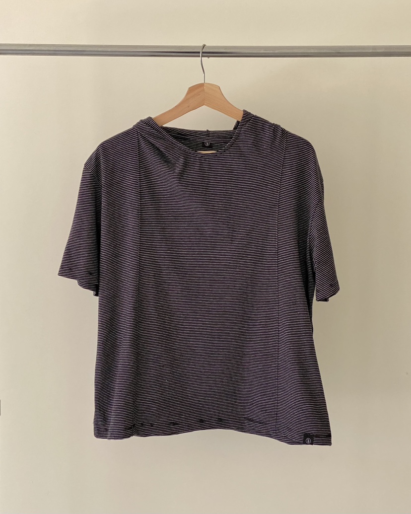 TAE JOON/WALNUT韓國㊣直郵東大門代購女裝新品25春夏T恤連帽衫TAE JOON.WALNUTT恤圖色2