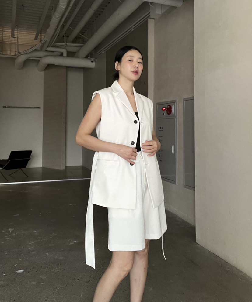 VERNI韓國㊣直郵東大門代購女裝新款休閑推薦25春夏馬甲含腰帶VERNI馬甲
