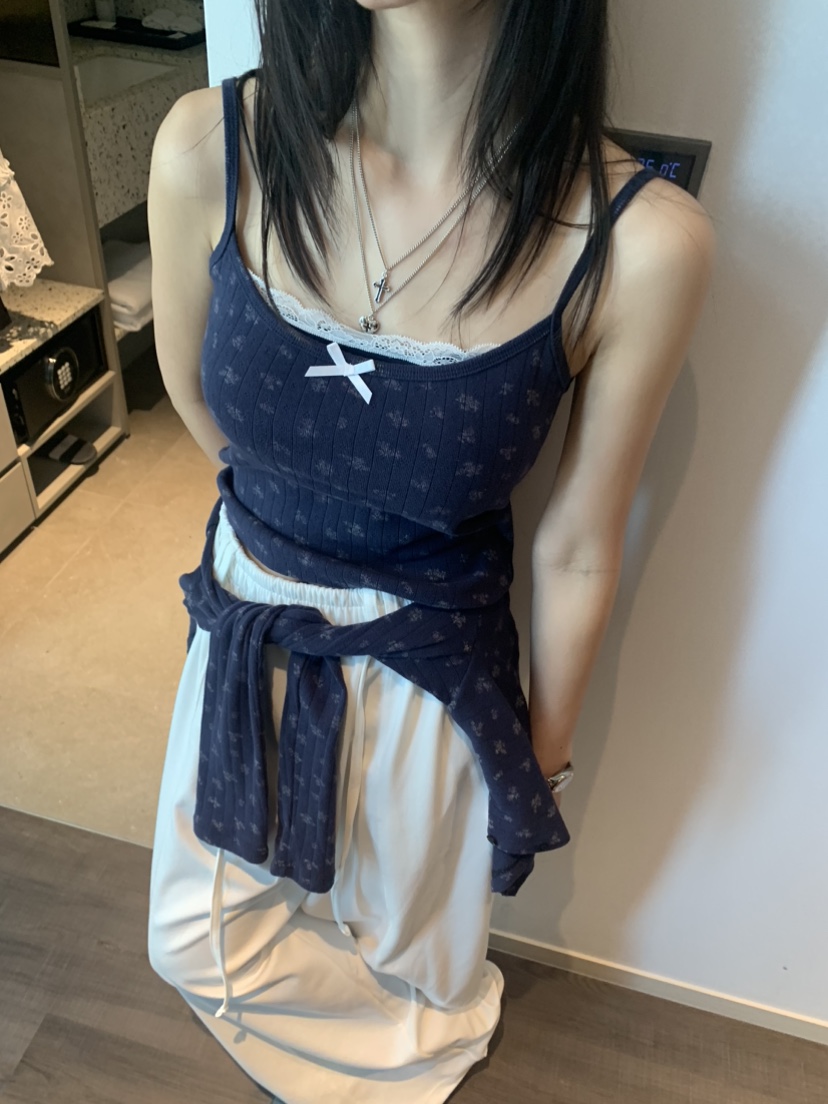 BADCALM韓國直郵㊣女裝新款時尚熱賣25春夏推薦休閑吊帶背心BADCALM吊帶/背心