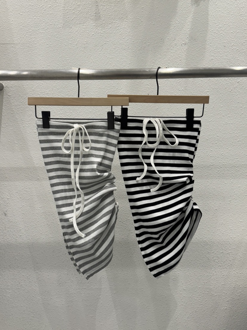 BLACK RIBBON-A韓國直郵㊣女裝新品時尚25春夏熱賣吊帶背心BLACK RIBBON-A吊帶/背心