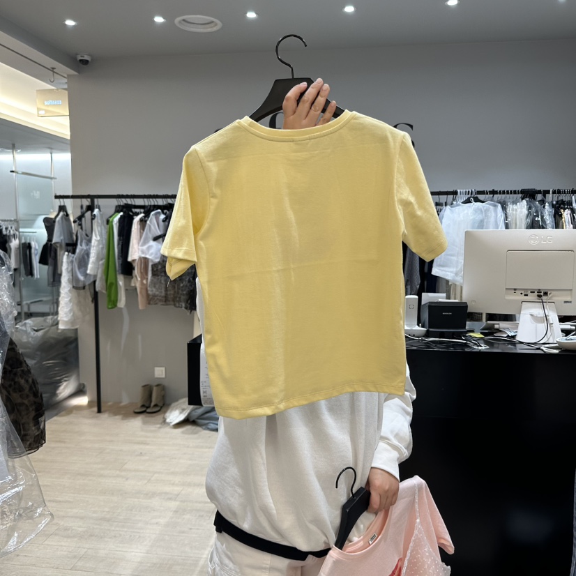 SOFTNESS韓國直郵㊣女裝新品推薦休閑熱賣人氣時尚25春夏T恤Softness/CosmicT恤