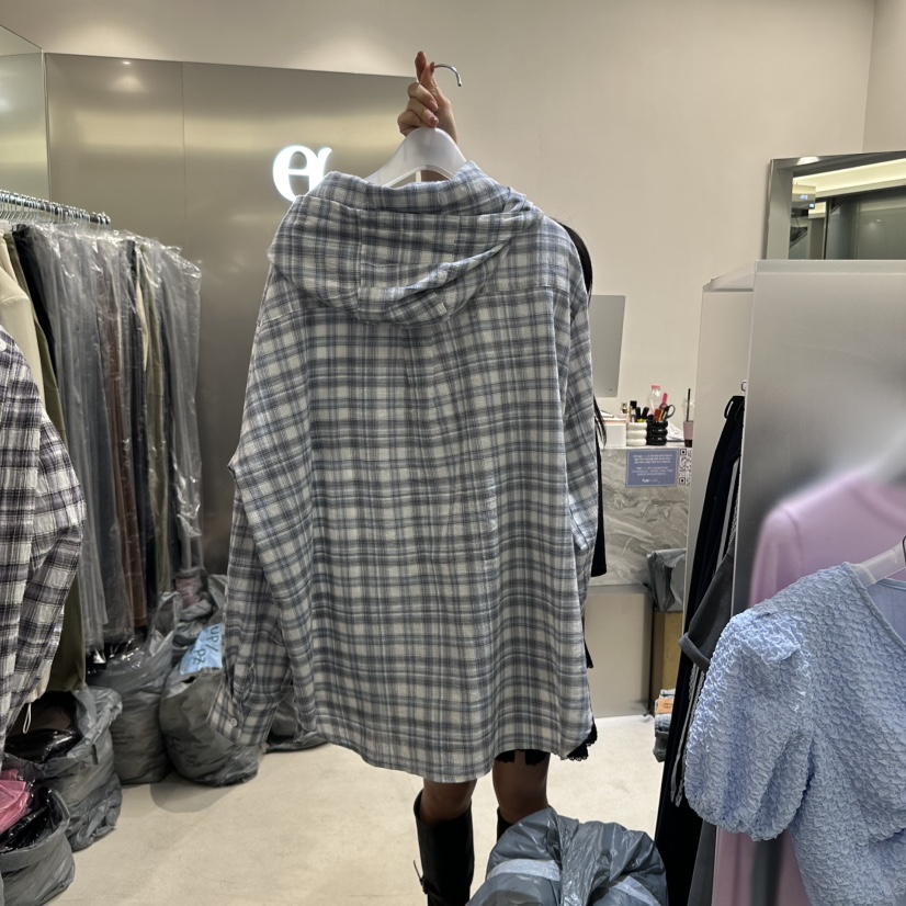 EYEL韓國直郵㊣東大門實拍女裝新款熱賣襯衫蕾絲衫格紋連帽EYEL襯衫/蕾絲衫