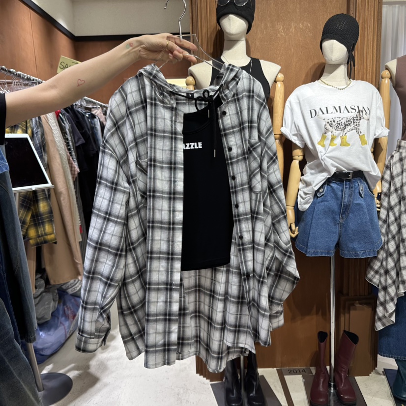 AMOUR韓國直郵㊣東大門實拍女裝新品推薦熱賣時尚夾克紗布連帽AMOUR夾克圖色2