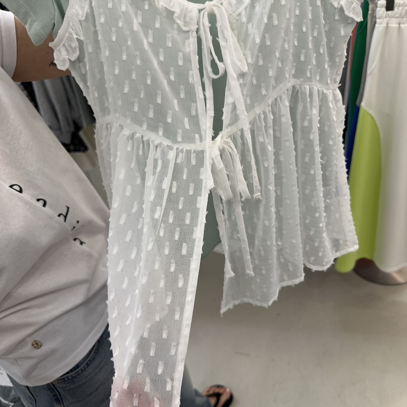 N YEN韓國直郵㊣東大門實拍女裝新款熱賣吊帶背心荷葉邊蕾絲N YEN吊帶/背心