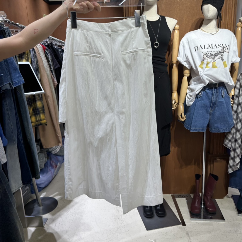 AMOUR韓國直郵㊣女裝新品休閑人氣25春夏熱賣時尚推薦長裙AMOUR長裙