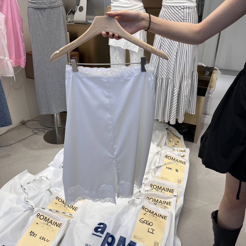 ROMAINE韓國直郵㊣東大門實拍女裝新款推薦時尚半身裙中短裙ROMAINE半身裙/中短裙