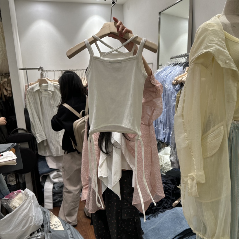 BERTHA韓國直郵㊣東大門實拍女裝新品推薦熱賣時尚吊帶背心BERTHA吊帶/背心