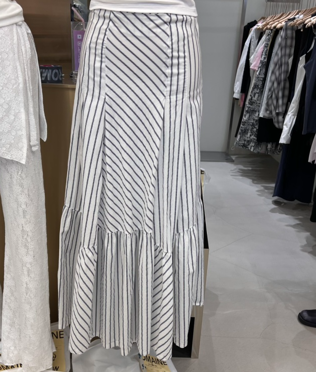 ROMAINE韓國直郵㊣東大門實拍女裝新品時尚推薦25春夏長裙條紋ROMAINE長裙