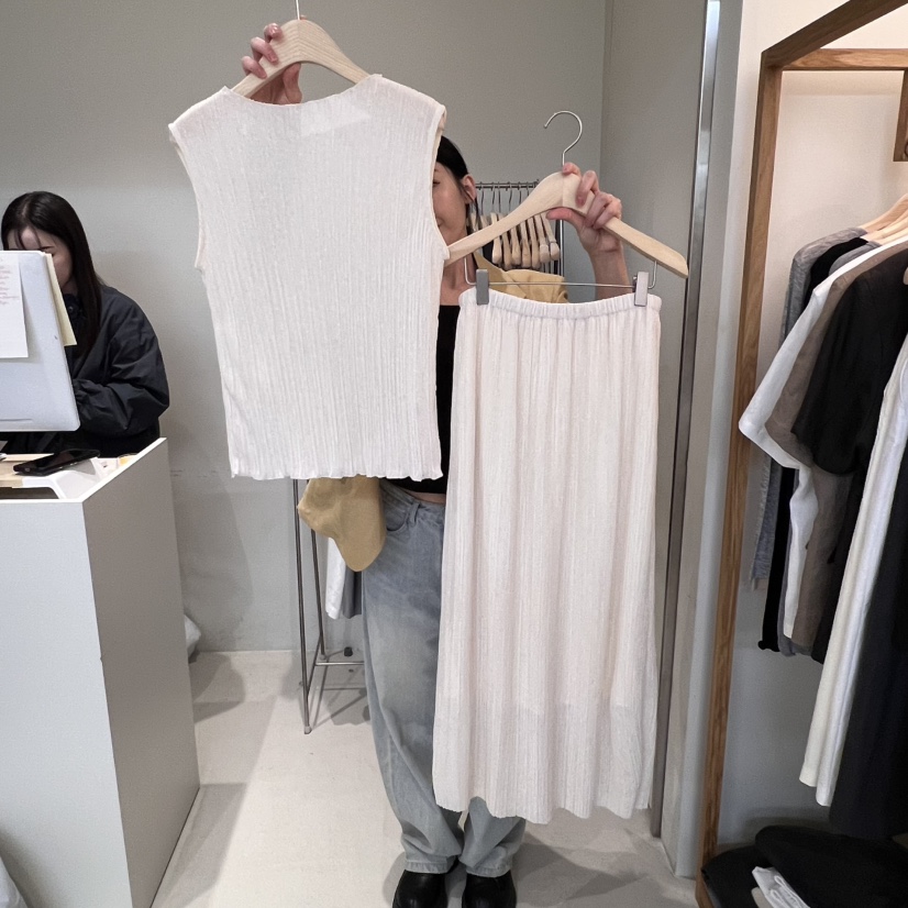 OUTRENE韓國直郵㊣東大門實拍女裝新品人氣時尚熱賣套裝套裝OUTRENE套裝