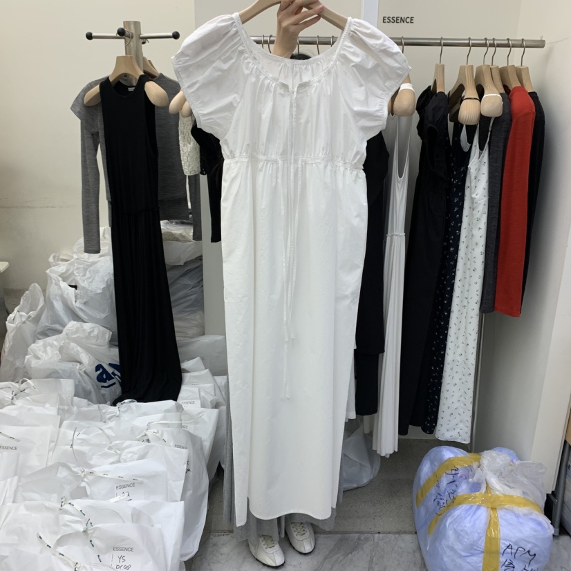 ESSENCE韓國㊣直郵東大門代購女裝新款熱賣人氣25春夏連衣裙蕾絲ESSENCE連衣裙圖色2