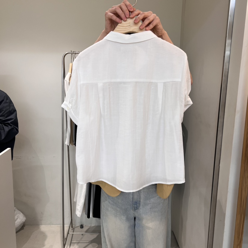OUTRENE韓國直郵㊣東大門實拍女裝新品休閑熱賣推薦襯衫蕾絲衫OUTRENE襯衫/蕾絲衫