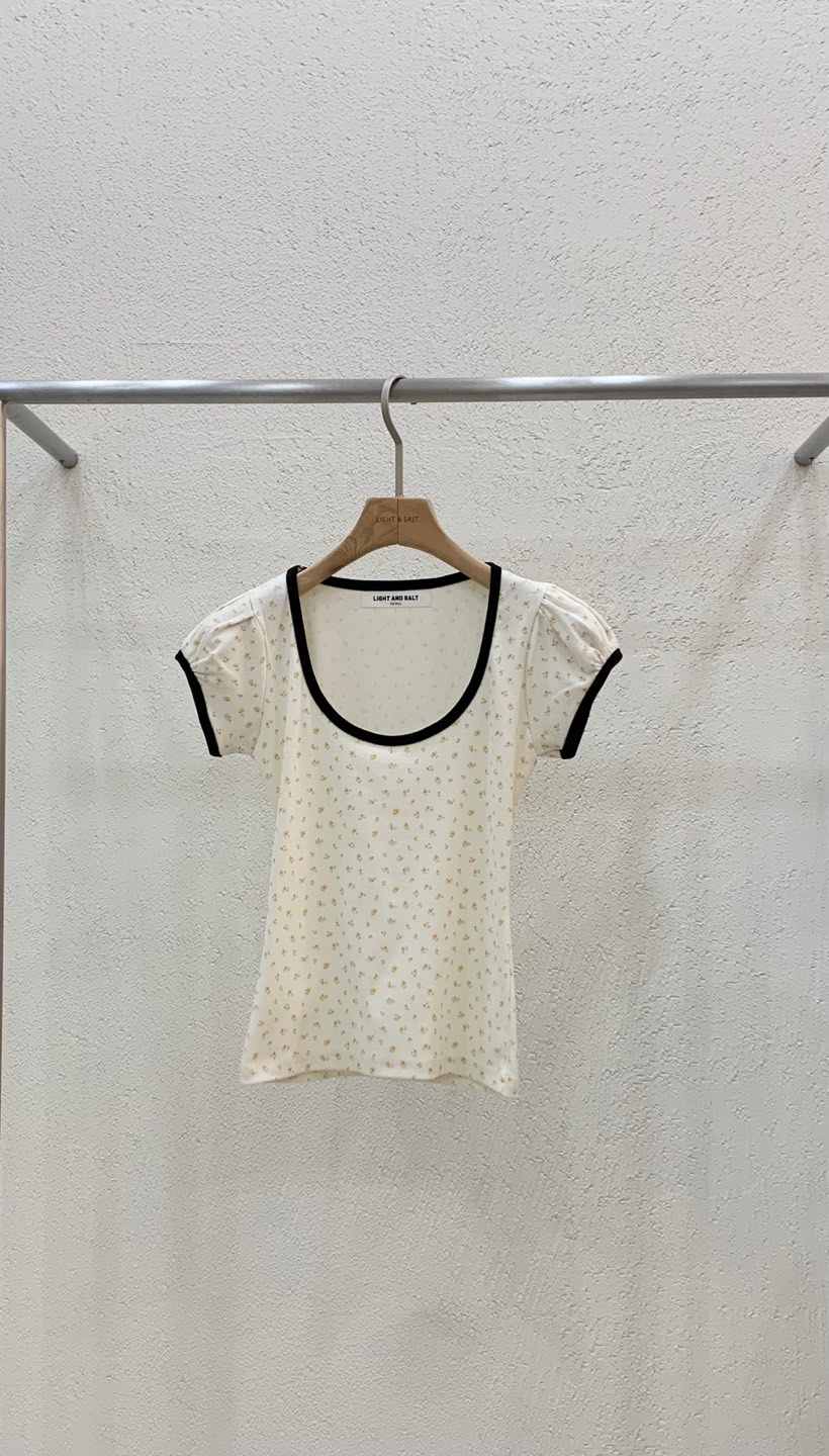 LIGHT AND SALT韓國直郵㊣東大門實拍女裝新品25春夏推薦T恤LIGHT AND SALTT恤圖色2