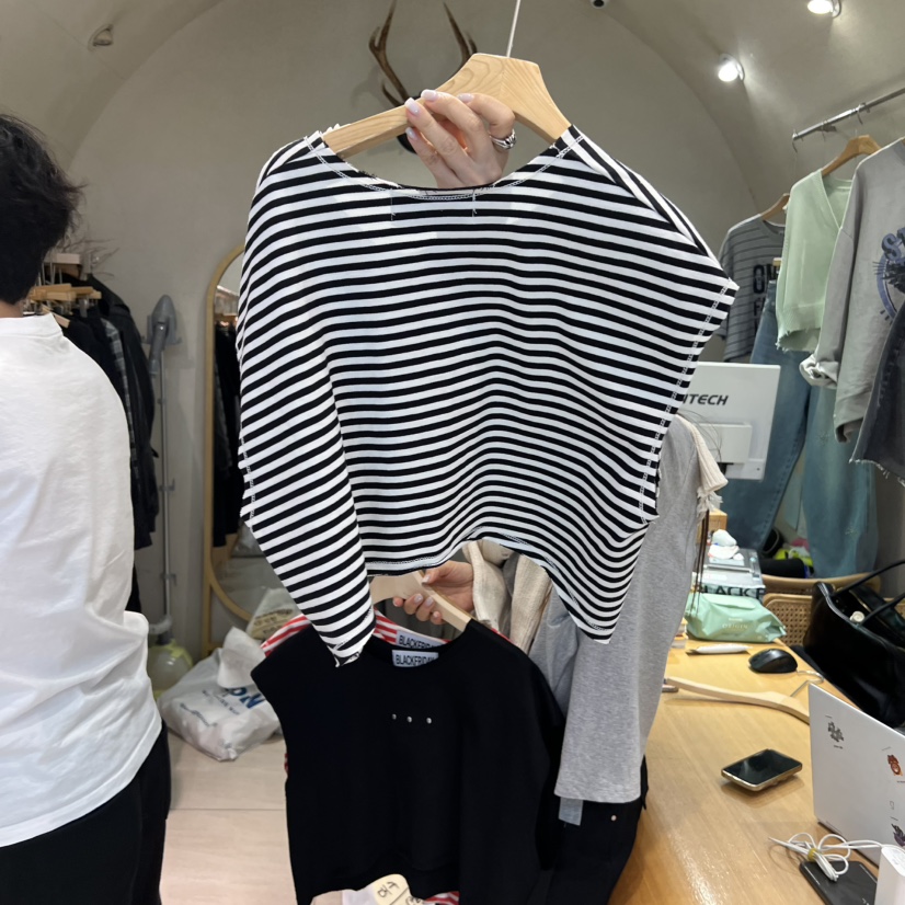 BLACKFRIDAY韓國直郵㊣女裝新款25春夏時尚推薦熱賣吊帶背心BLACK FRIDAY吊帶/背心