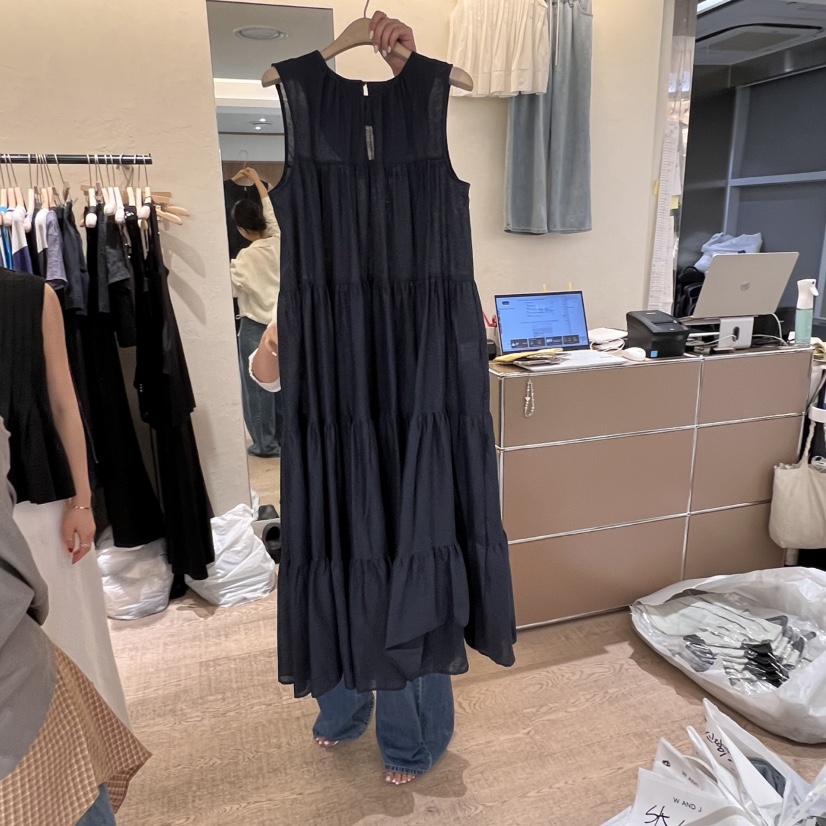 W AND J韓國㊣直郵東大門代購女裝新品人氣熱賣時尚連衣裙W AND J連衣裙圖色2