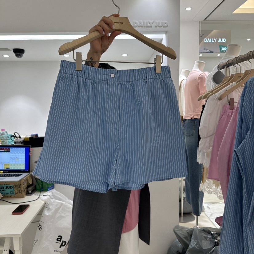 DAILYJUD韓國㊣直郵東大門代購女裝新品推薦時尚熱賣短褲條紋DAILY JUD短褲圖色2