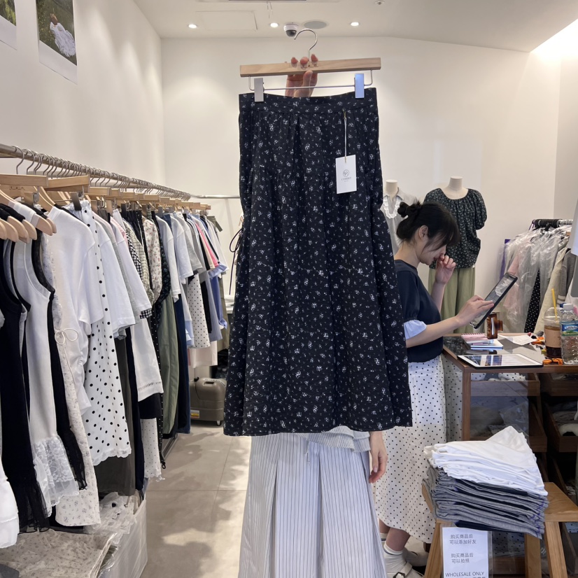TAN&COMO韓國㊣直郵東大門代購女裝新款推薦半身裙中短裙tan-COMO半身裙/中短裙圖色2