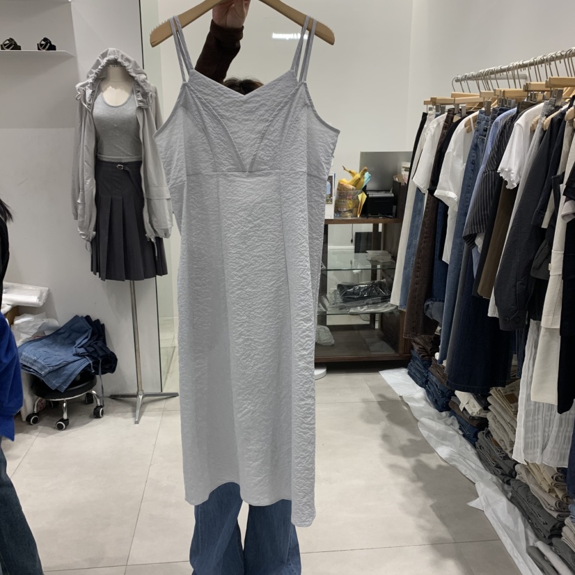 ANN MARGRET(此品牌名稱會遭售假投訴,建議淘寶店鋪商品名稱中不要使用)韓國直郵㊣東大門實拍女裝新品人氣連衣裙不含內搭GRETA.Y連衣裙