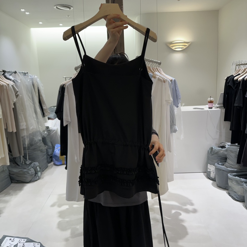 AVECNOUS直郵韓國代購㊣女裝新品時尚人氣25春夏推薦吊帶背心AVECNOUS吊帶/背心