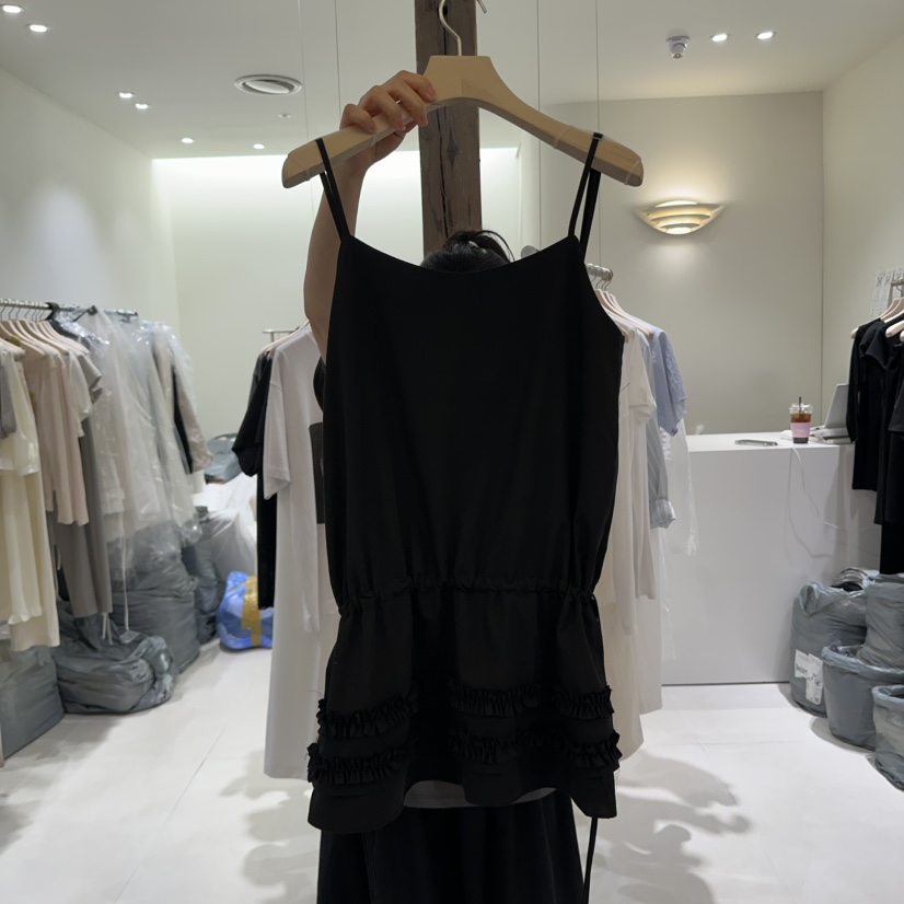 AVECNOUS直郵韓國代購㊣女裝新品時尚人氣25春夏推薦吊帶背心AVECNOUS吊帶/背心圖色2