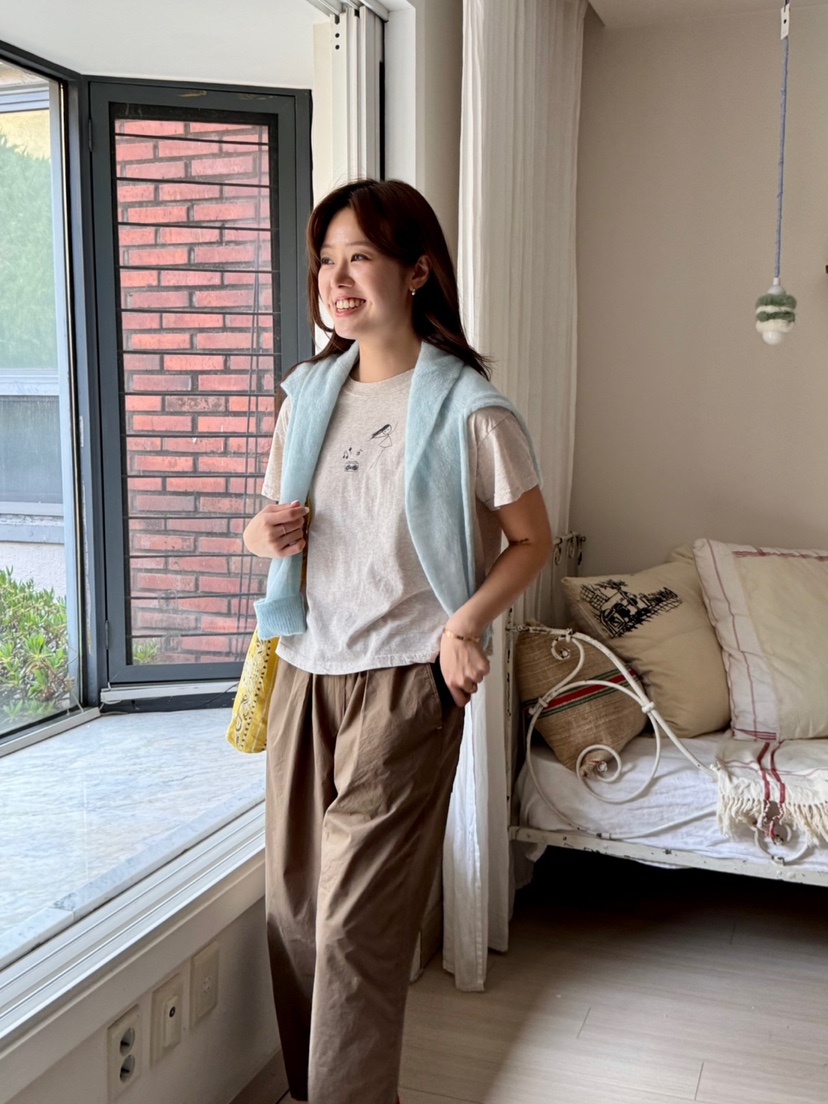 AT NOTE韓國㊣直郵東大門代購女裝新款熱賣時尚人氣25春夏T恤AT NOTET恤