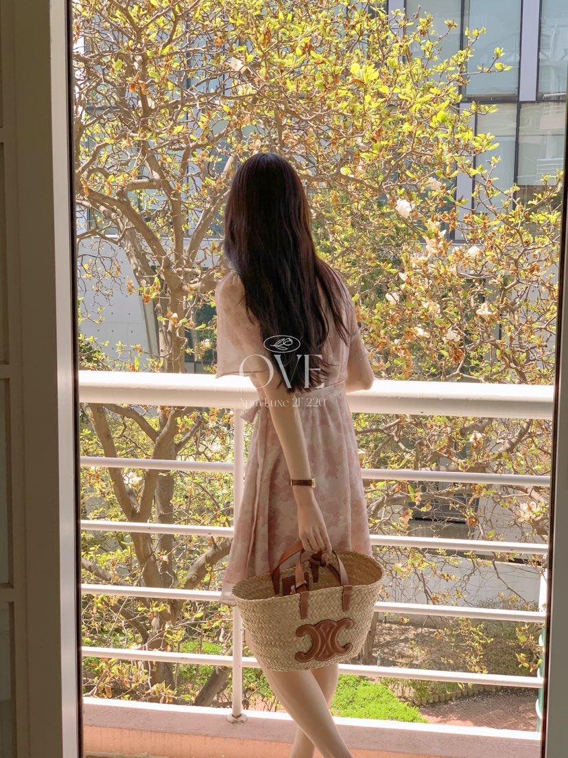 OVE韓國直郵㊣東大門實拍女裝新款休閑人氣熱賣時尚25春夏連衣裙OVE連衣裙