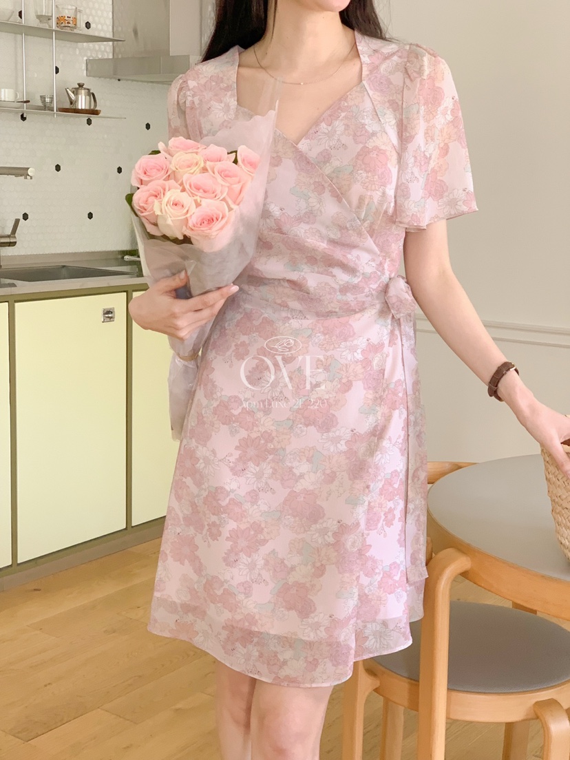 OVE韓國直郵㊣東大門實拍女裝新款休閑人氣熱賣時尚25春夏連衣裙OVE連衣裙