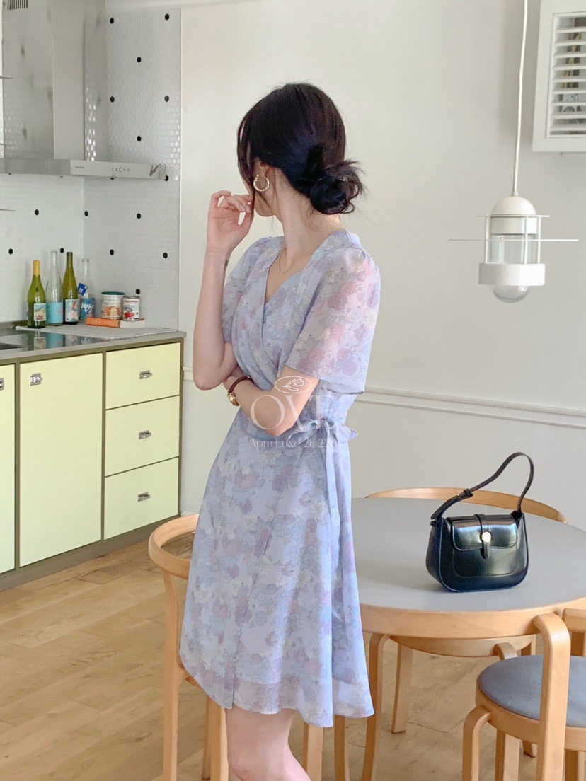 OVE韓國直郵㊣東大門實拍女裝新款休閑人氣熱賣時尚25春夏連衣裙OVE連衣裙