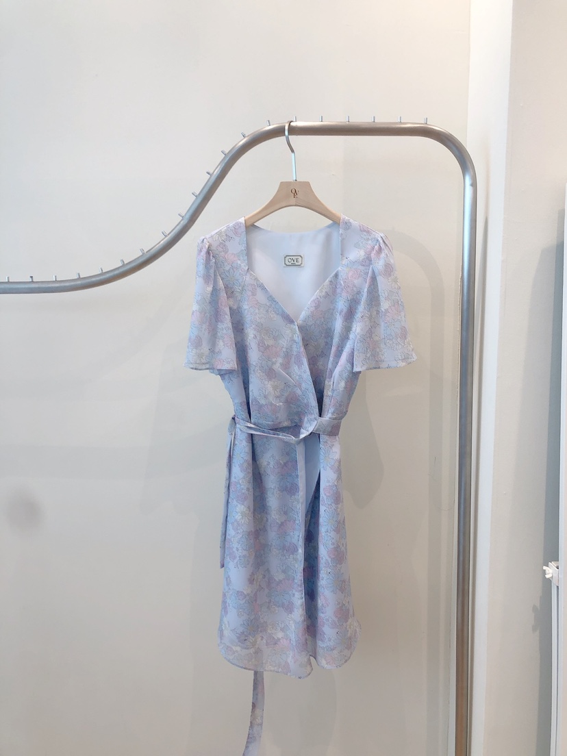 OVE韓國直郵㊣東大門實拍女裝新款休閑人氣熱賣時尚25春夏連衣裙OVE連衣裙圖色1