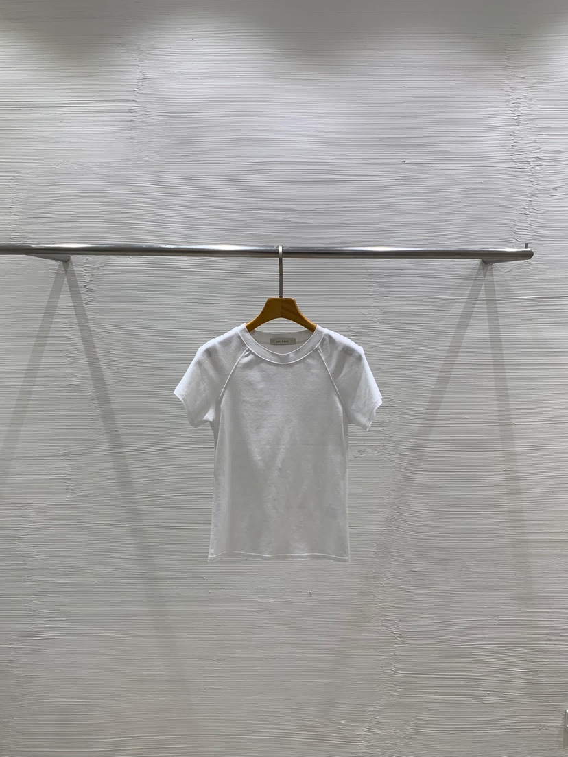 LUCY SALON韓國直郵㊣東大門實拍女裝新品推薦25春夏時尚T恤LUCY SALONT恤圖色1