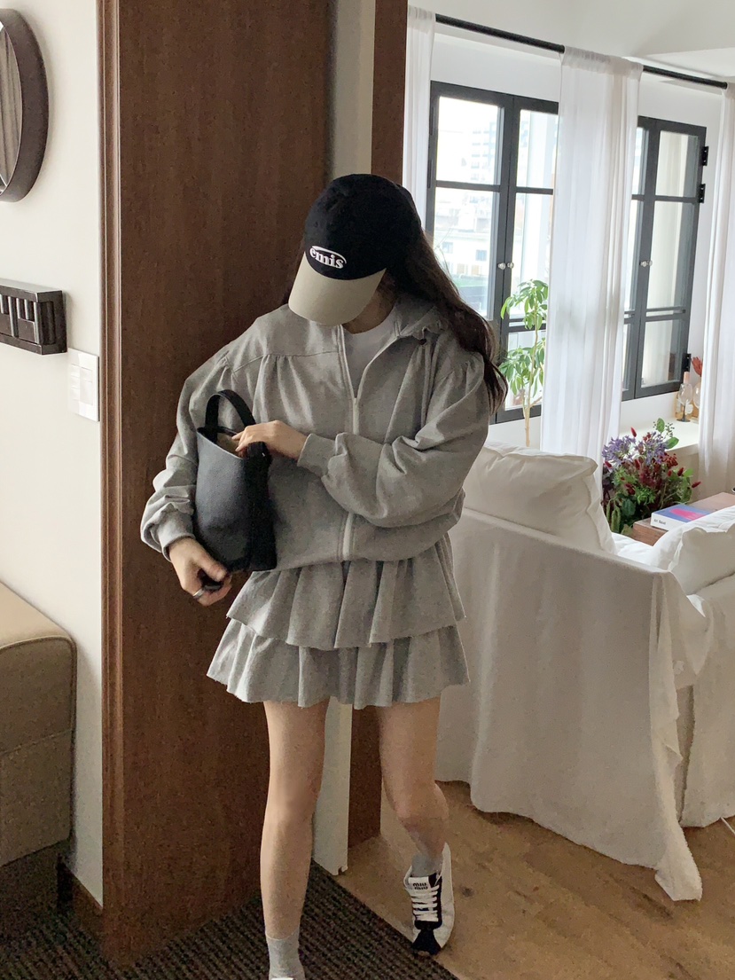 FORMSTUDIO韓國直郵㊣女裝新品休閑推薦人氣套裝荷葉邊兜帽FORMSTUDIO套裝