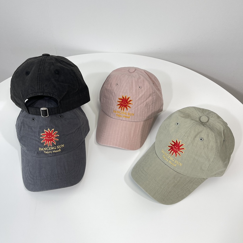 LOVELY HAT韓國㊣直郵東大門代購女裝新品熱賣推薦休閑帽子LOVELY HAT帽子