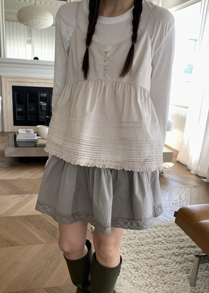 PEBBLE韓國㊣直郵東大門代購女裝新款推薦吊帶背心蕾絲紐扣PEBBLE/LAYER吊帶/背心